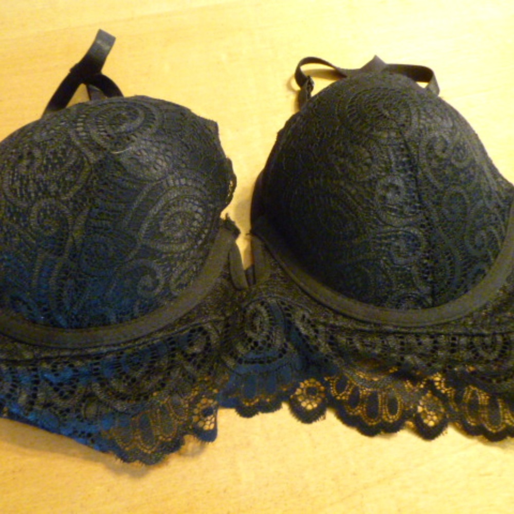 BRA - Picture 1 of 3
